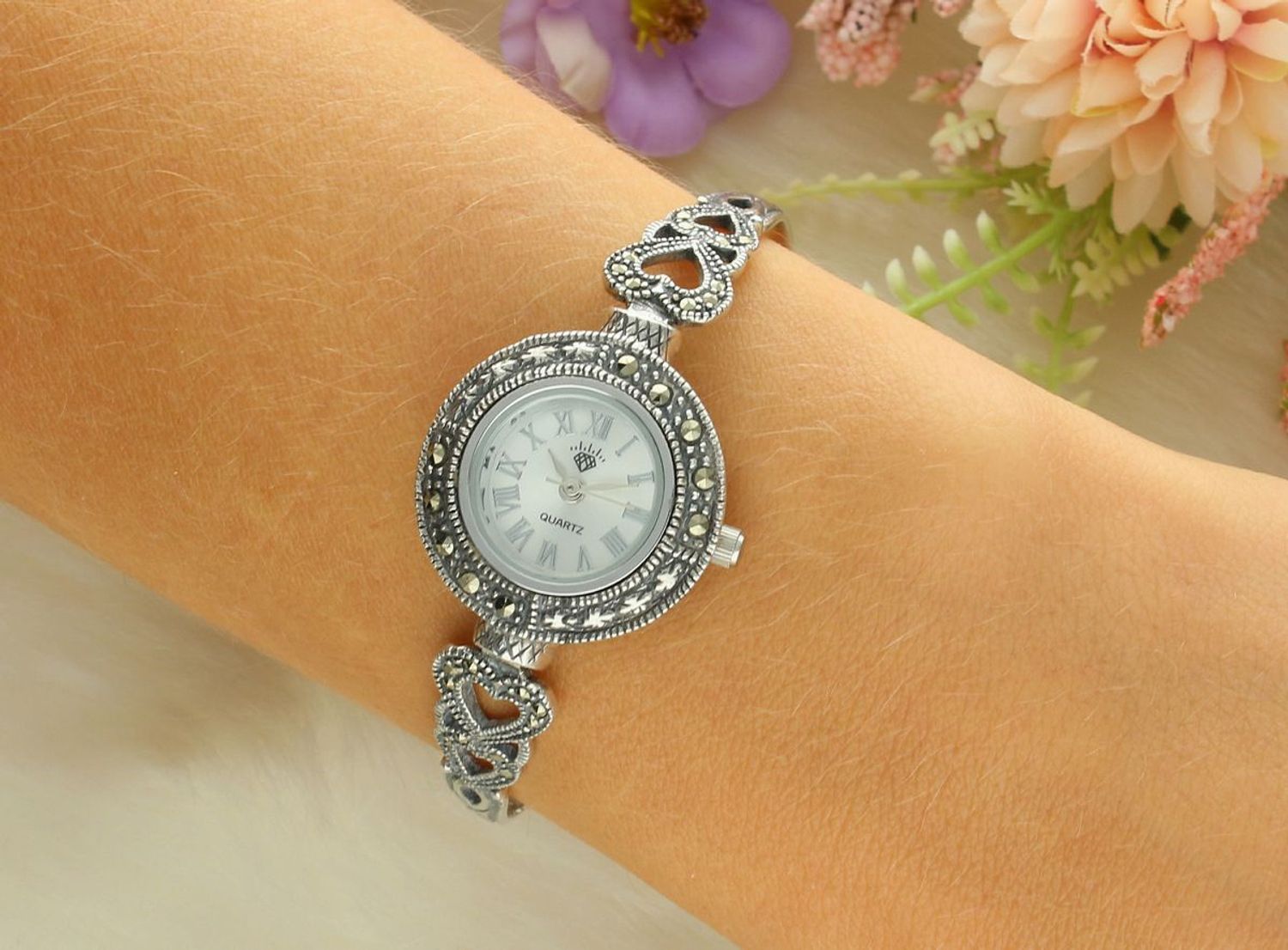 Złoty damski naszyjnik Michael Kors MKJ8043710 ze stali szlachetnej. 1.jpg