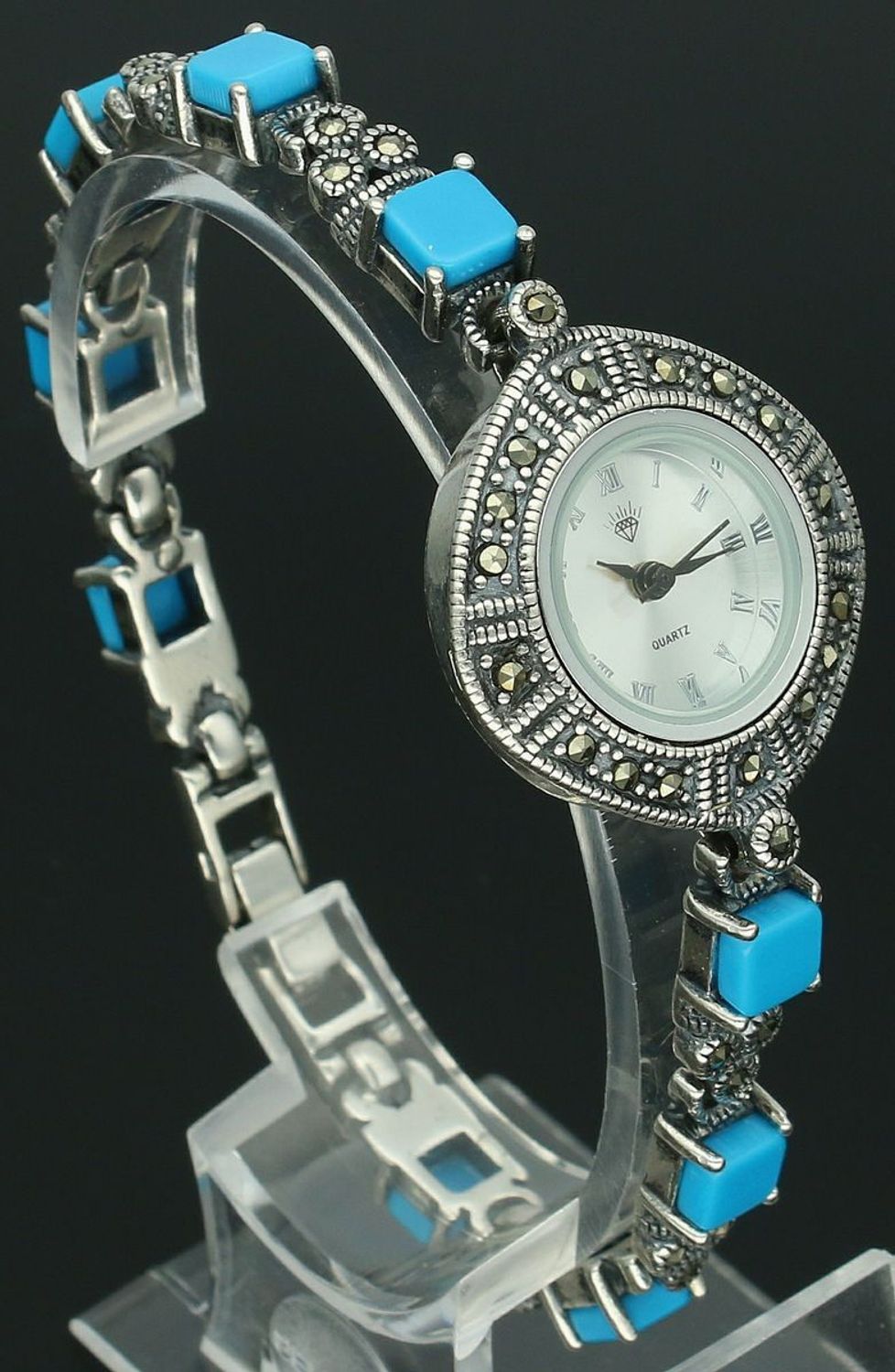 Elegancki zegarek damski ze srebra 925, waga 33,6 g. Koperta 2,7 cm, bransoletka 18 cm x 6 mm, zdobiony markazytami i turkusami. Grawer gratis – idealny na prezent.11.jpg