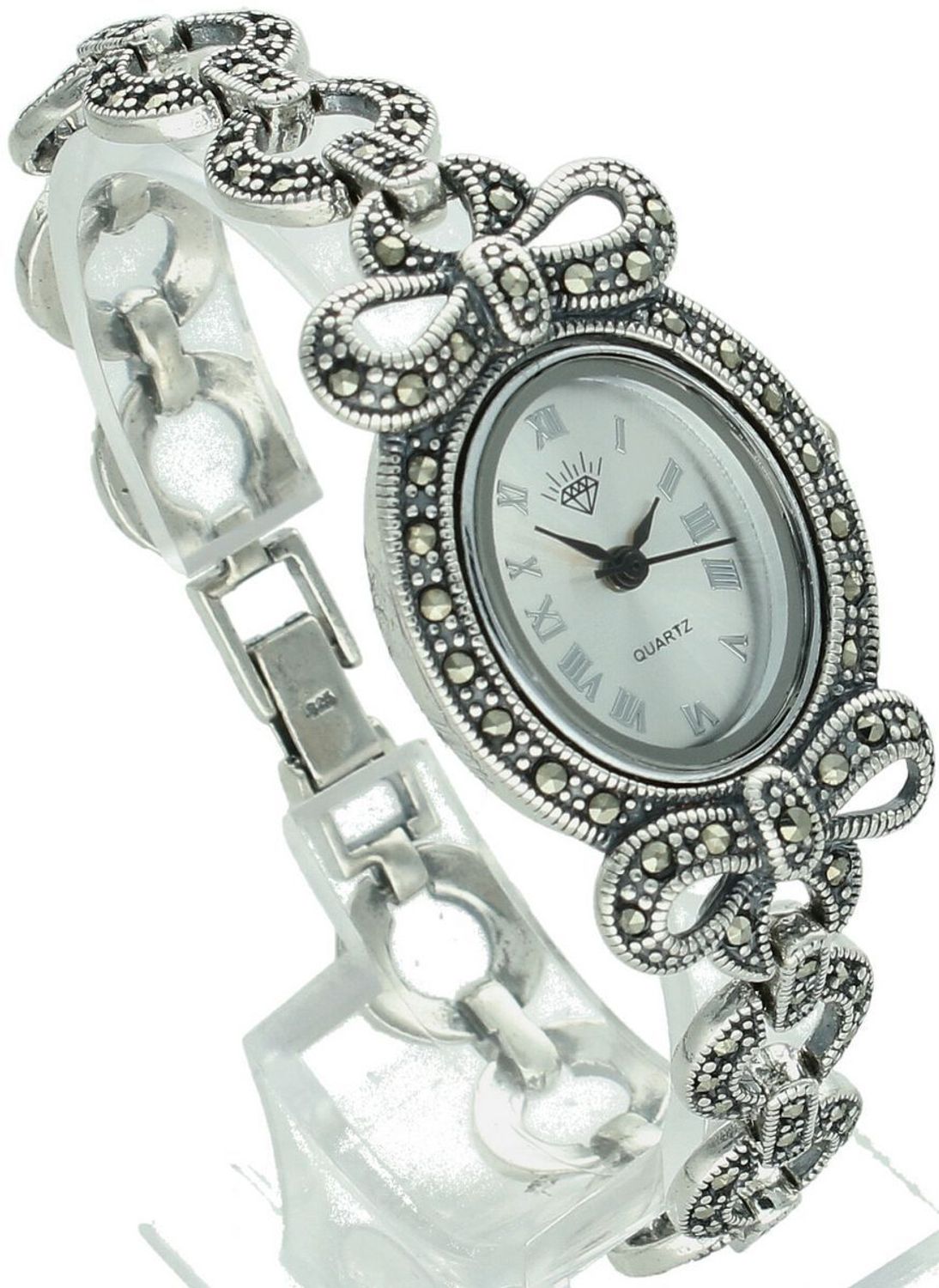 Zegarek damski DIA-ZEG-13850-925 ze srebra 925. Owalna tarcza z markazytami, długość 18 cm, zatrzask, 29,70 g – klasyczny styl i elegancja.1.jpg