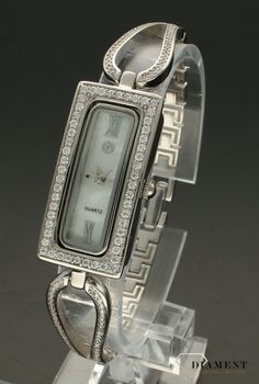 Zegarek srebrny biżuteryjny z prostokątna tarczą DIA-ZEG-9380-925. Elegancki zegarek z prostokątną tarczą ze srebra z cyrkoniami idealnie sprawdzi się jako ekskluzywny dodatek do białych koszul i koktajlowych sukienek. Zegar (4).jpg