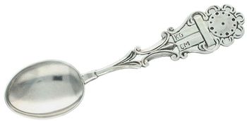 Elegancka łyżeczka urodzinowa srebrna próby 925, model DIA-ŁYŻ-13671-925. Możliwość grawerowania godziny urodzenia, wagi i wzrostu dziecka. Idealny prezent na narodziny lub chrzest.1.jpg
