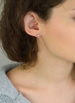 Luksusowe kolczyki damskie z diamentami HSI2 o łącznej masie 0,36 ct, okrągłe brylanty z zapięciem na sztyft – ponadczasowa elegancja i wyjątkowy blask (1).JPG