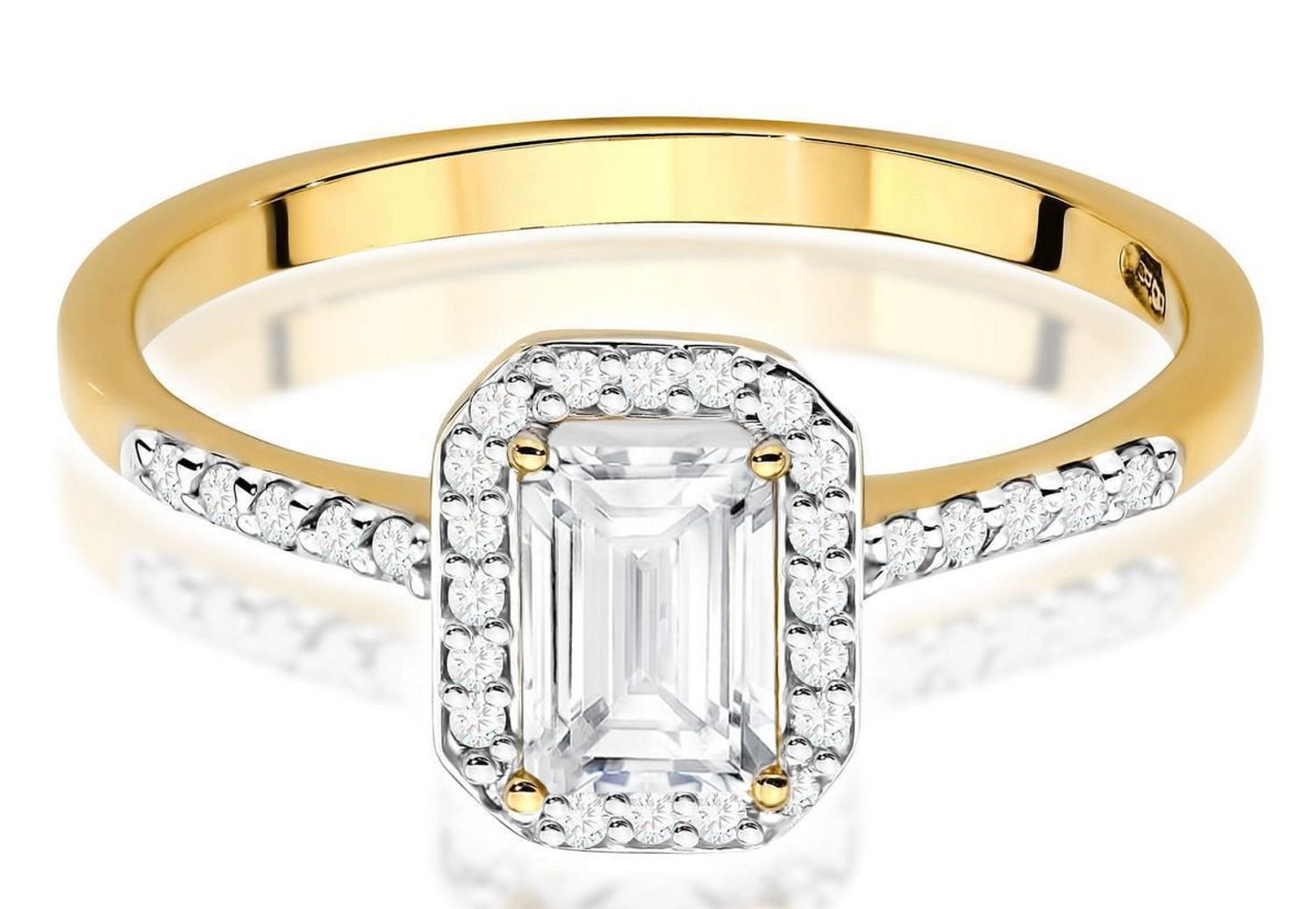 Pierścionek złoty W0575 z diamentem laboratoryjnym 0.60 ct (oktagon) i 30 dodatkowymi diamentami 0.186 ct. Wykonany z żółtego złota próby 585, szerokość szyny 1.6 mm, wysokość korony 5.5 mm, 1.jpg