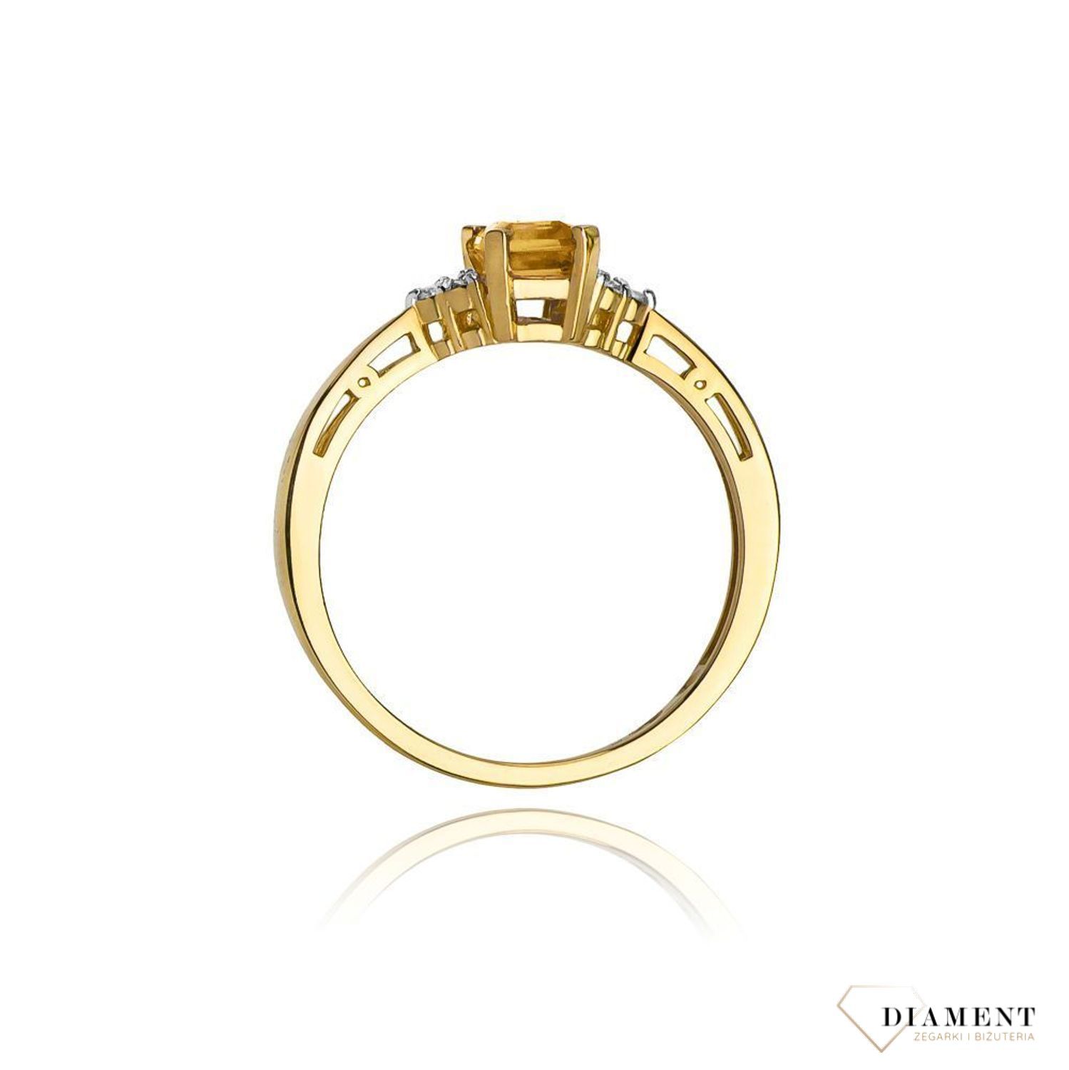 Złoty pierścionek damski 585 Cytryn otulony Diamentami 0.03 ct  Pierścionek z żółtego 14 karatowego złota z Diamentami, idealny prezent dla każdej kobiety. Możliwość zamówienia Twojego Rozmiaru..jpg
