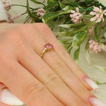 Złoty pierścionek z różowym topazem 1,10 ct i diamentami – złoto 585 elegancki pierścionek damski.jpg