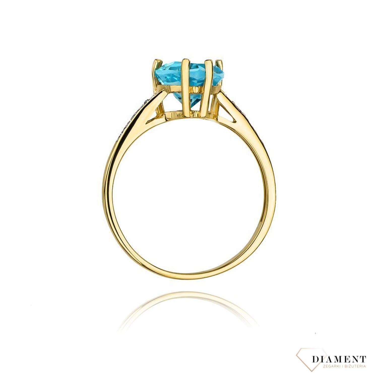 Złoty pierścionek damski 585 Topaz Sky Blue o formie serca i Diamenty 0.04 ct DIAPRSW031Z585T1.20  Pierścionek z żółtego 14 karatowego złota z Diamentami, idealny prezent dla każdej kobiety. Możliwość zamówienia Twojego Rozm.jpg