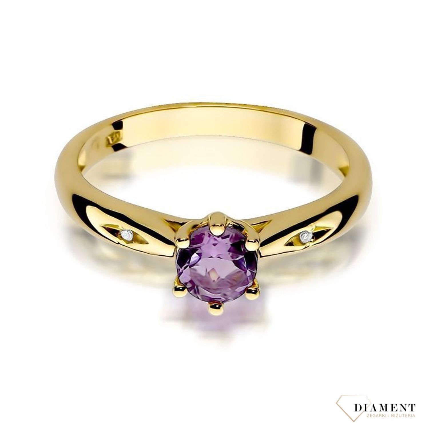 Złoty pierścionek damski 585 z Fioletowym  Ametystem i Diamentami 0.01 ct DIAPRSW074Z585A0.50   Pierścionek z żółtego 14 karatowego złota z Diamentami, idealny prezent dla każdej kobiety. Możliwość zamówienia Twojego Rozmiar.jpg