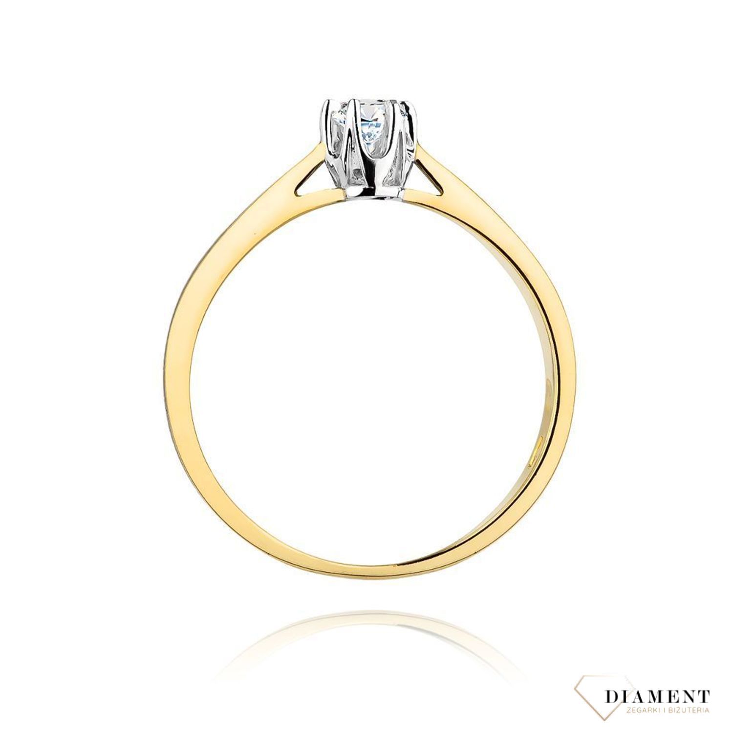Złoty pierścionek damski 585 z Jednym centralnym Diamentem 0.12 ct DIAPRSW295Z585B0.12 Pierścionek z żółtego 14 karatowego złota z Diamentami, idealny prezent dla każdej kobiety. Możliwość zamówienia Twojego Rozmiaru..jpg