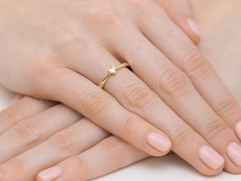 Złoty pierścionek zaręczynowy serce z diamentami 0,10ct próba 585 W433 rozmiar 8 DIAPRSW433Z585B0.10. Wyjątkowy pierścionek zaręczynowy wykonany z żółi.  (4).jpg