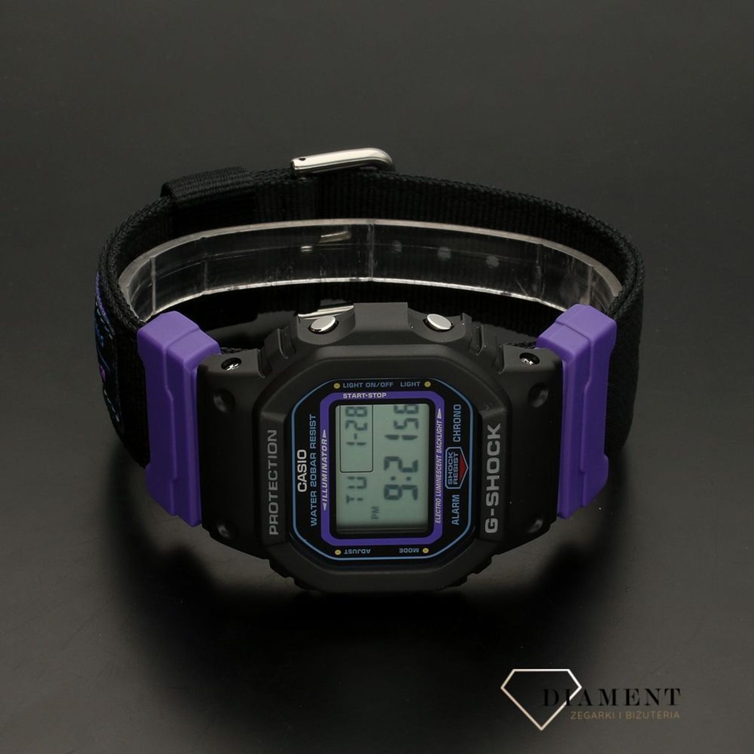 Zegarek męski Casio G-SHOCK Specials The Origin Throwback Limited DW-5600THS-1ER.c.jpg