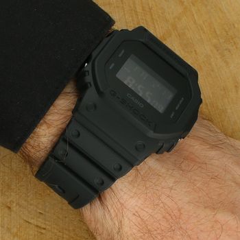 G-SHOCK DW-5600UBB-1ER – wytrzymały zegarek sportowy z podświetleniem i wodoszczelnością 200 m (3).jpg