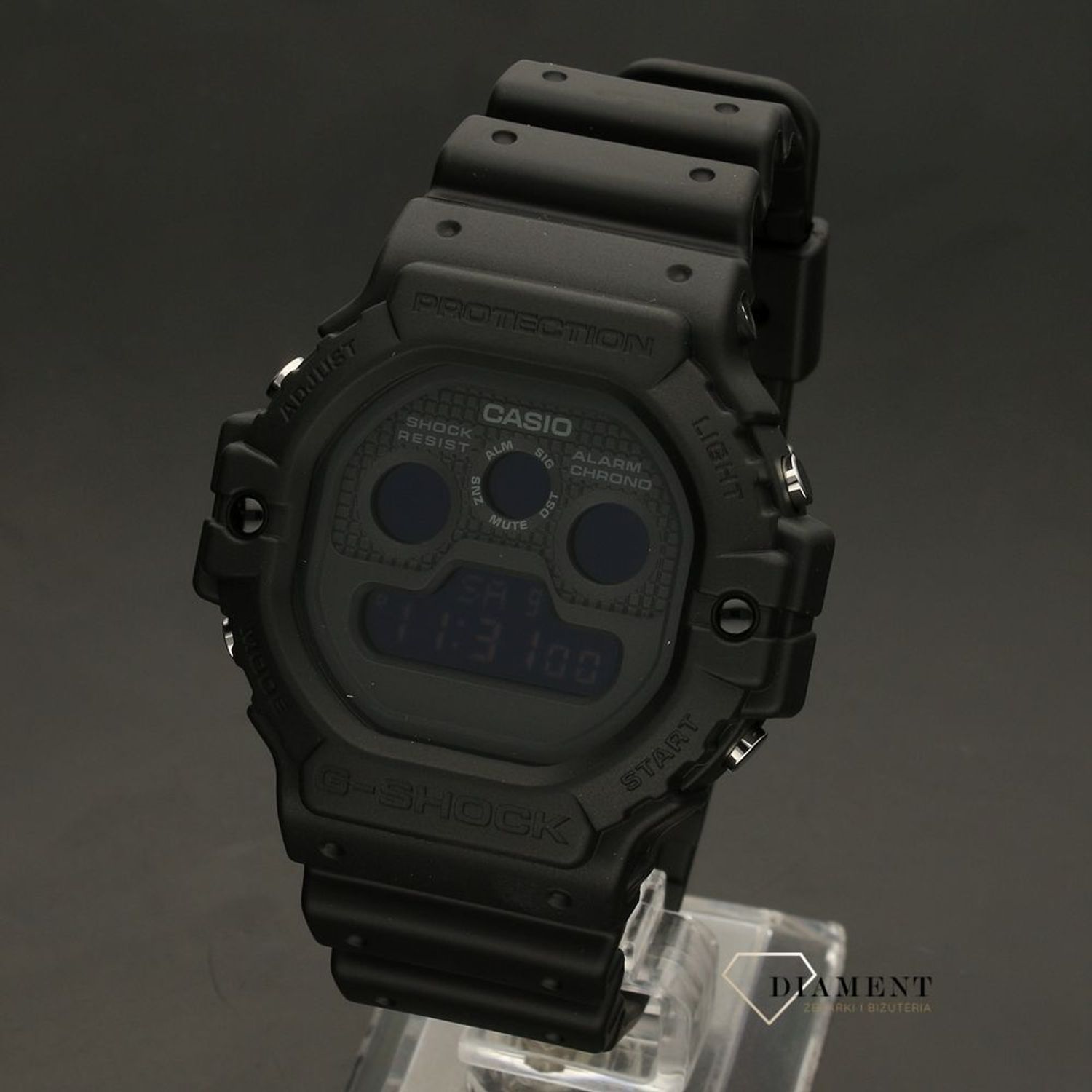 Casio G-SHOCK DW-5900BB-1ER Original.jpg