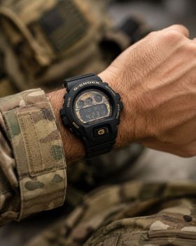 Zegarek Casio G-Shock DW-6900CF-1ER Bold Camo – męski zegarek moro Gold & Camo 200M.jpg