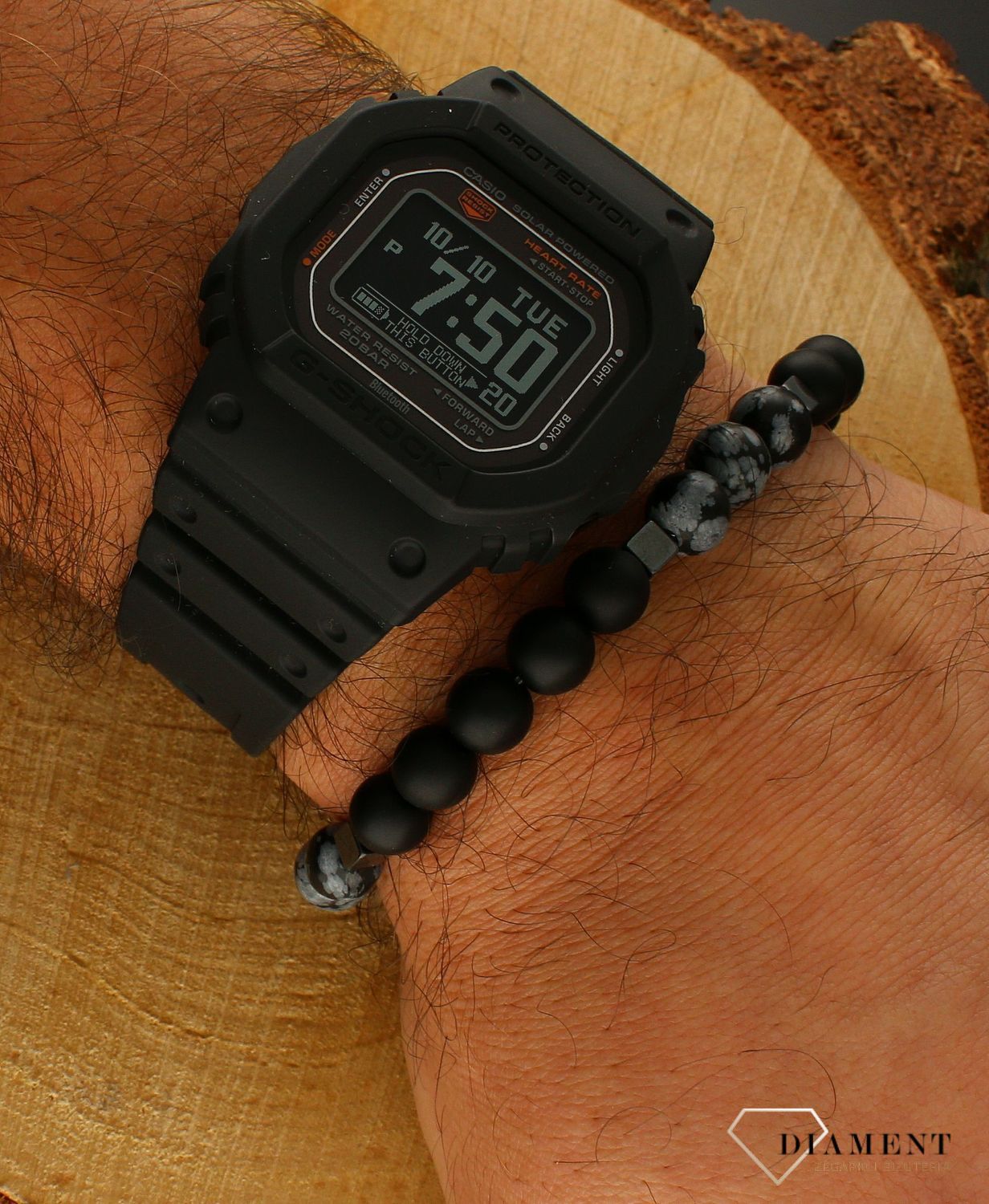 Zegarek męski smartwatch Casio G-SHOCK G-SQUAD MOVE SQUARE BLUETOOTH DW-H5600-1ER. Męski smartwatch Casio G-shock. Casio G-shock z bluetooth. Męski zegarek sportowy G-shock..jpg