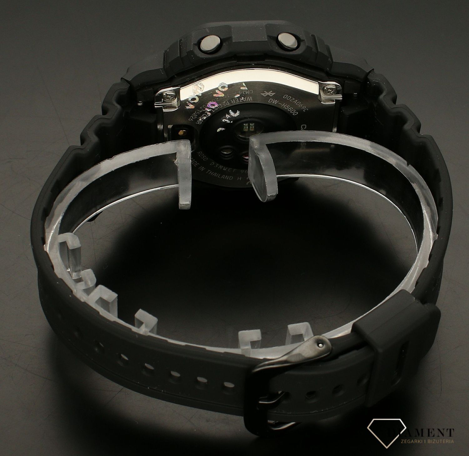 Zegarek męski smartwatch Casio G-SHOCK G-SQUAD MOVE SQUARE BLUETOOTH DW-H5600-1ER. Męski smartwatch Casio G-shock. Casio G-shock z bluetooth. Męski zegarek sportowy G-shock..jpg