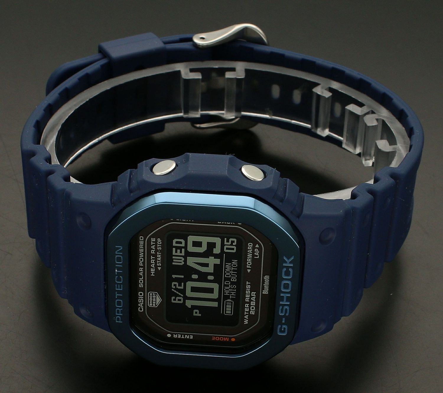 Zegarek męski smartwatch Casio G-SHOCK G-SQUAD MOVE SQUARE BLUETOOTH DW-H5600MB-2ER.jpg