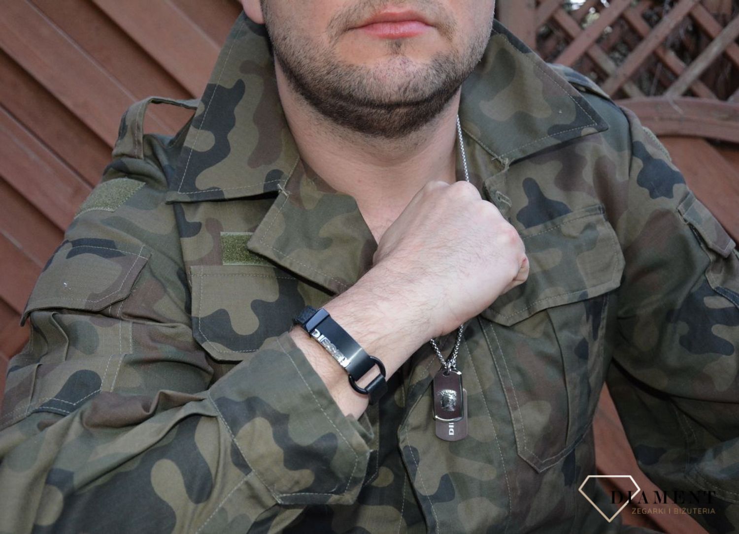 Męski naszyjnik nieśmiertelnik wykonany ze stali  (1).jpg