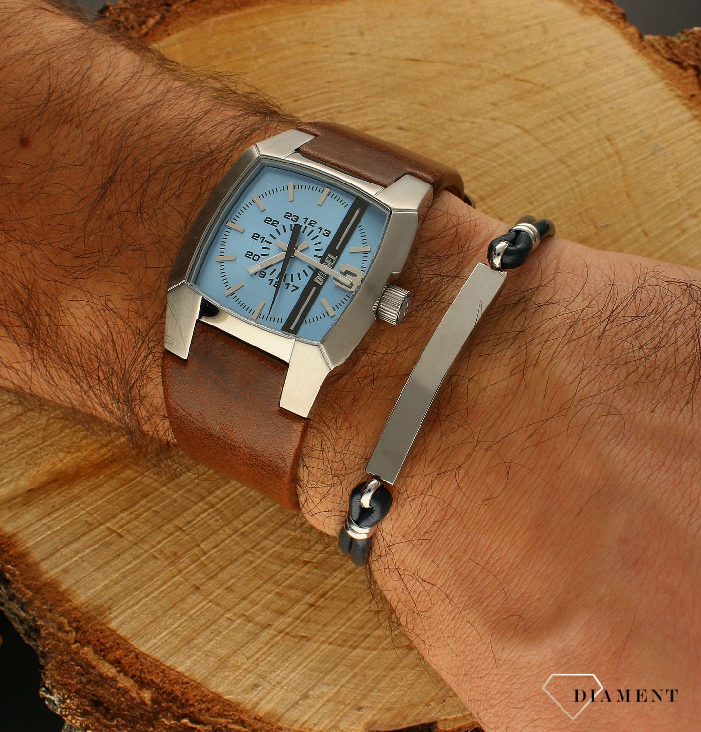 Zegarek męski Diesel CLIFFHANGER na brązowym pasku DZ1998.jpg