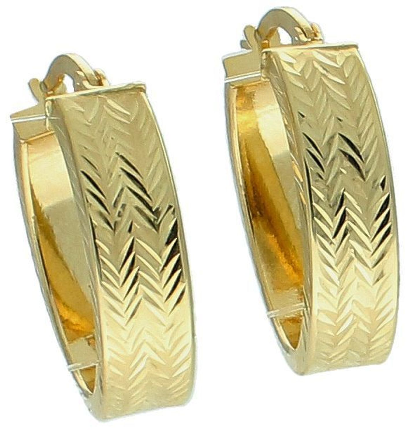 Kolczyki złote owalne zdobione grawerem pr 585, E0OMNV328  Złote kolczyki wykonane z najwyższej jakości żółtego złota, próba 585. Kolczyki w modowym stylu, wpisujące się w obecne trendy modowe.1.jpg