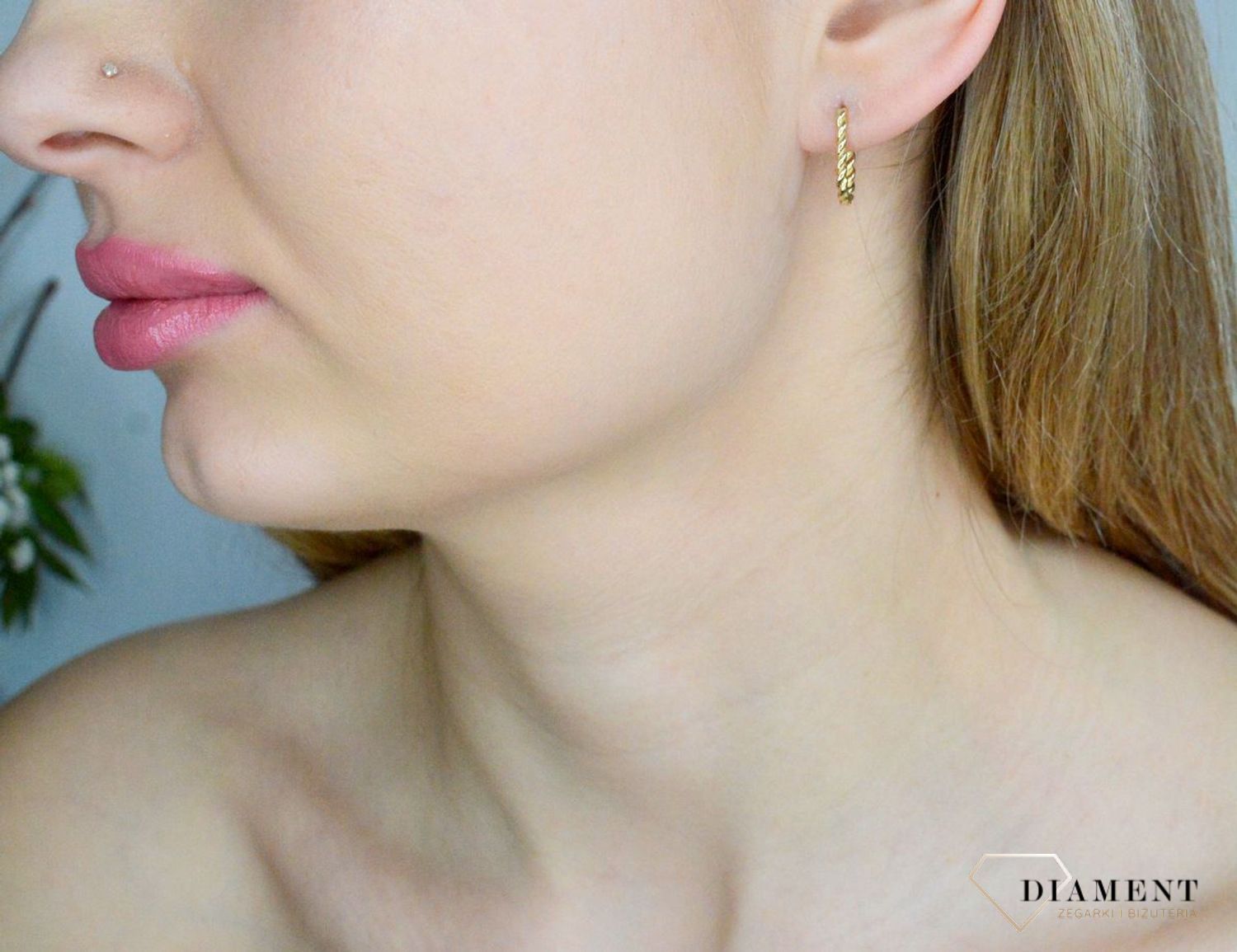 Złote kolczyki damskie 585 plecione na zatrzask E2433. Złote kolczyki damskie. Złote kolczyki na zatrzask. Kolczyki złote damskie na prezent. Kolczyki złote koła..jpg