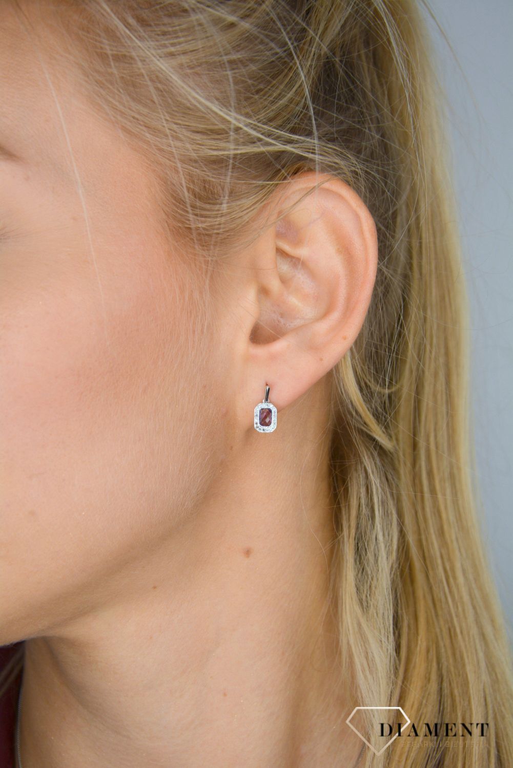 Kolczyki złote z brylantem E36978.jpg