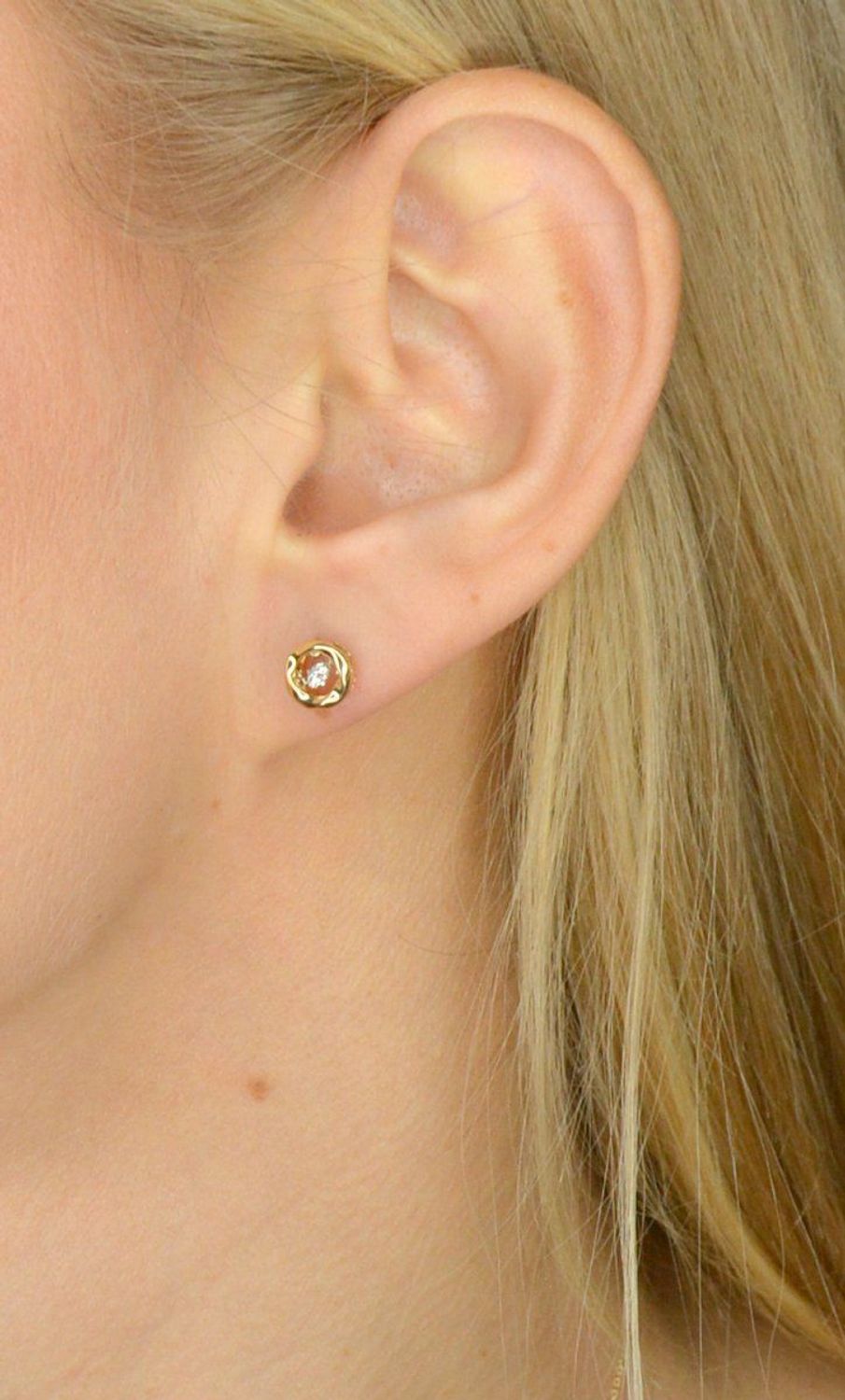 Kolczyki złote DIAMENT migoczące di E75995YS Kolczyki złote z brylantami 75995E001-G1Q2-0.jpg