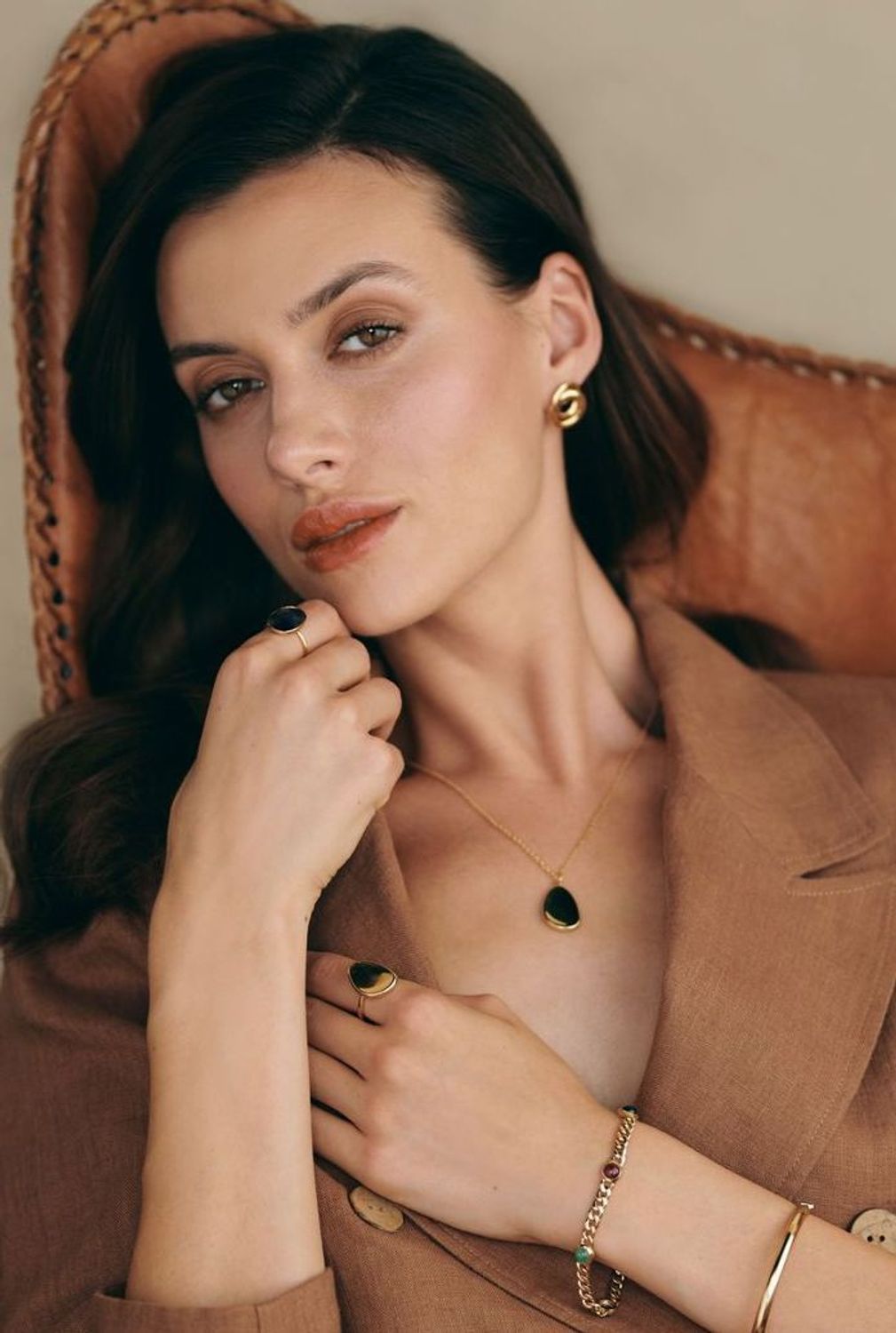 Naszyjnik złoty Dall’Acqua pr 585, E7NUC13034 Złoty naszyjnik 585 celebrytka z zawieszką geometryczną. Niezwykły blask szlachetnego kruszcu zamknięty w wyjątkowej formie. Subtelny kontur 1.jpg