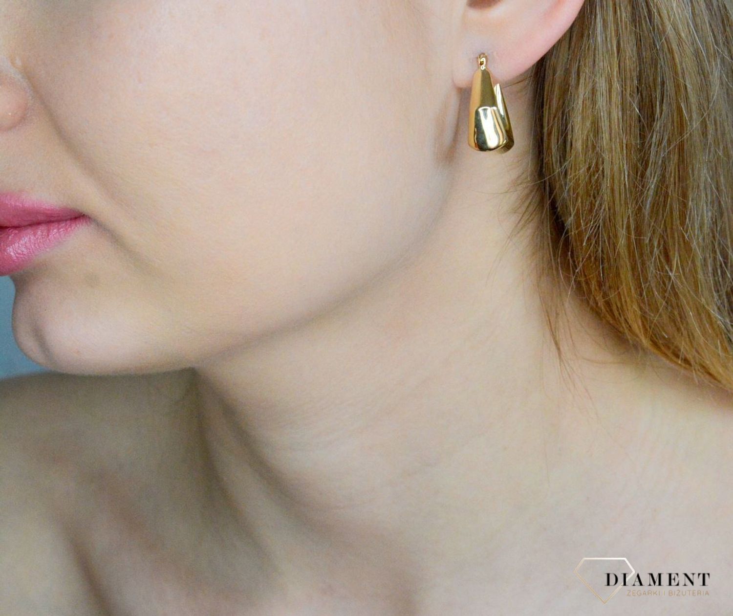 Złote kolczyki damskie 585 geometryczne gładkie E8916. Złote kolczyki damskie. Kolczyki złote na zatrzask. Kolczyki damskie złote. Kolczyki złote gładkie. Kolczyki idealne na prezent..jpg