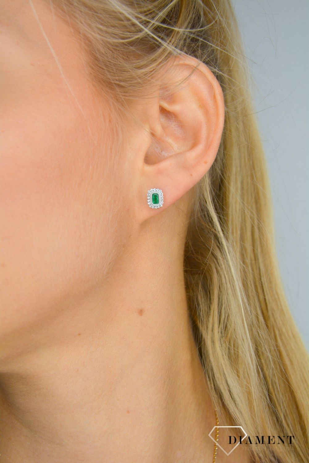 Kolczyki złote z brylantem EA555891 złote kolczyki kolczyki z brylantem. Kolczyki z kamieniem naturalnymz.jpg