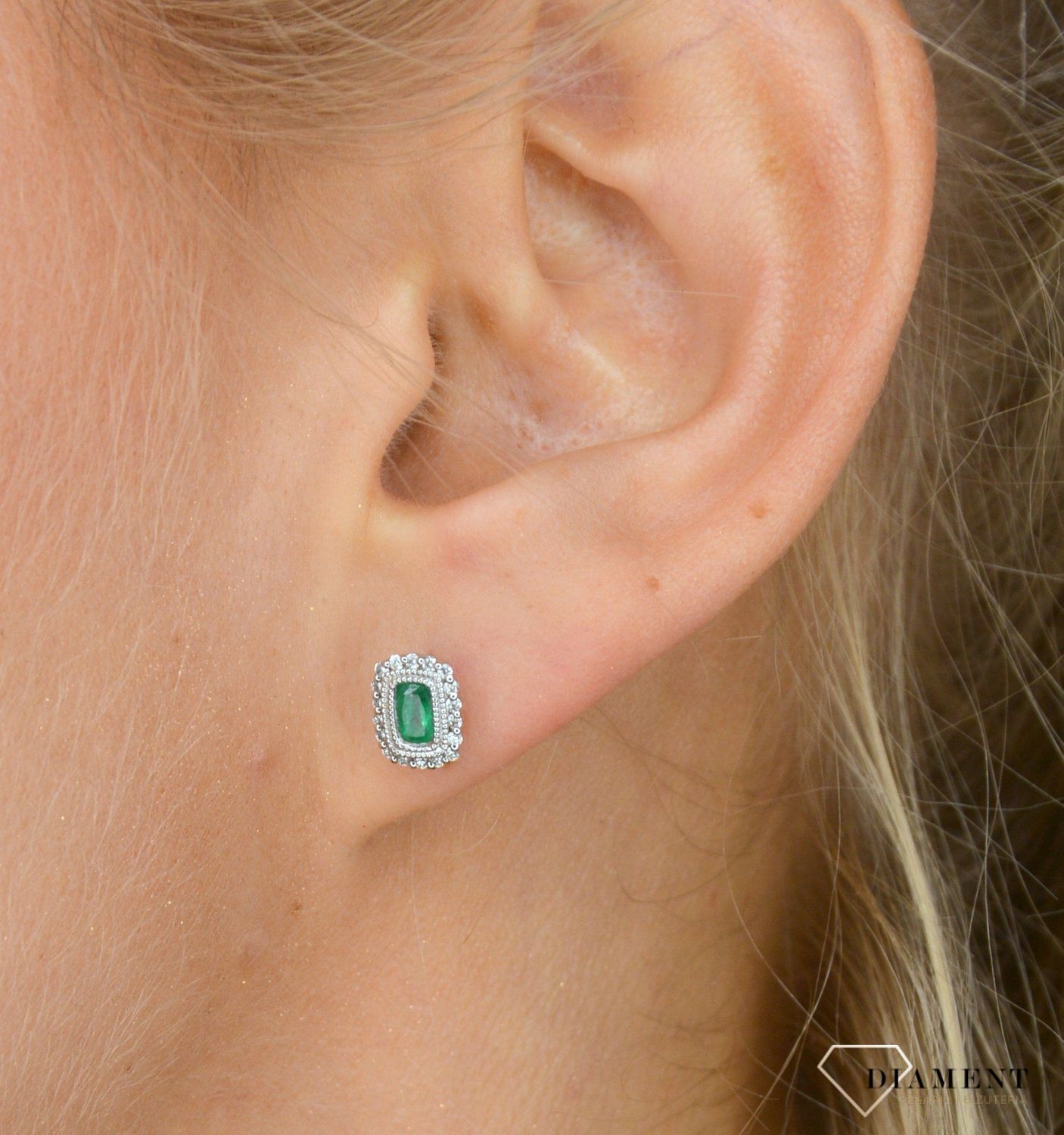 Kolczyki złote z brylantem EA555891 złote kolczyki kolczyki z brylantem. Kolczyki z kamieniem naturalnymz.jpg