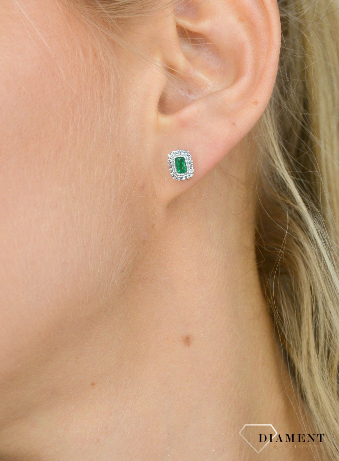 Kolczyki złote z brylantem EA555891 złote kolczyki kolczyki z brylantem. Kolczyki z kamieniem naturalnymz.jpg