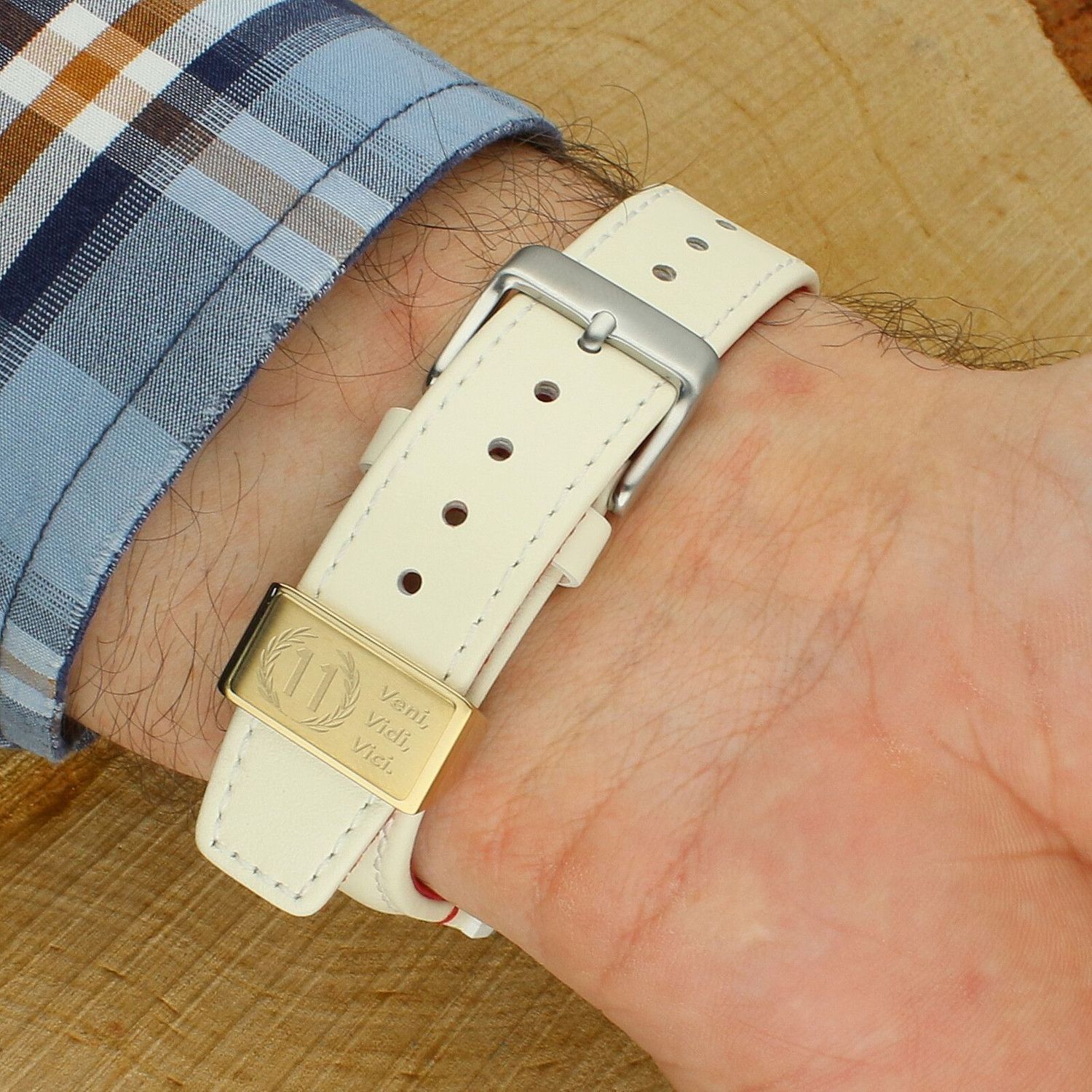 Zegarek Casio Edifice x Honda F1 60th Anniversary ECB-2300HR-1AER – zegarek męski Limited Edition (2).jpg