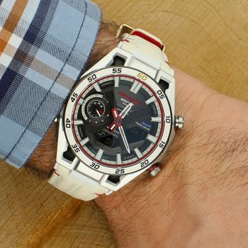 Casio Edifice x Honda F1 60th Anniversary ECB-2300HR-1AER Limited (2).jpg