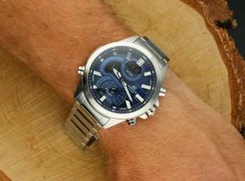 Zegarek męski Casio Edifice ECB-30D-2AEF z Bluetooth, harmonogramem Schedule Timer, stoperem 11000s i podświetleniem LED. Stal, WR100M, mineralne szkło (2).jpg