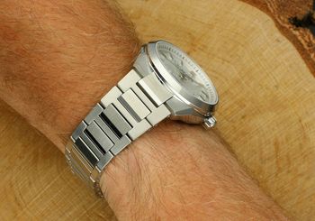 Zegarek męski Casio EDIFICE EFK-100D-7AER – męski zegarek automatyczny z rezerwą chodu 40h, szafirowym szkłem i odpornością magnetyczną. Wodoszczelność 100M, stalowa bransoleta (1).jpg