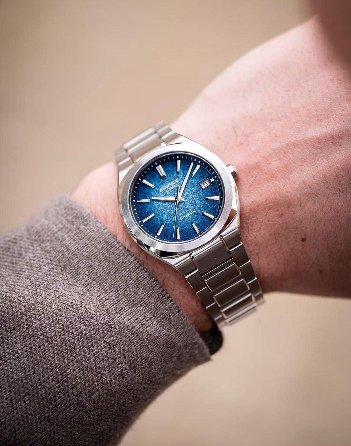 Zegarek męski Casio EDIFICE Automatic EFK-200D-2AER Blue Dial 38 mm.jpg