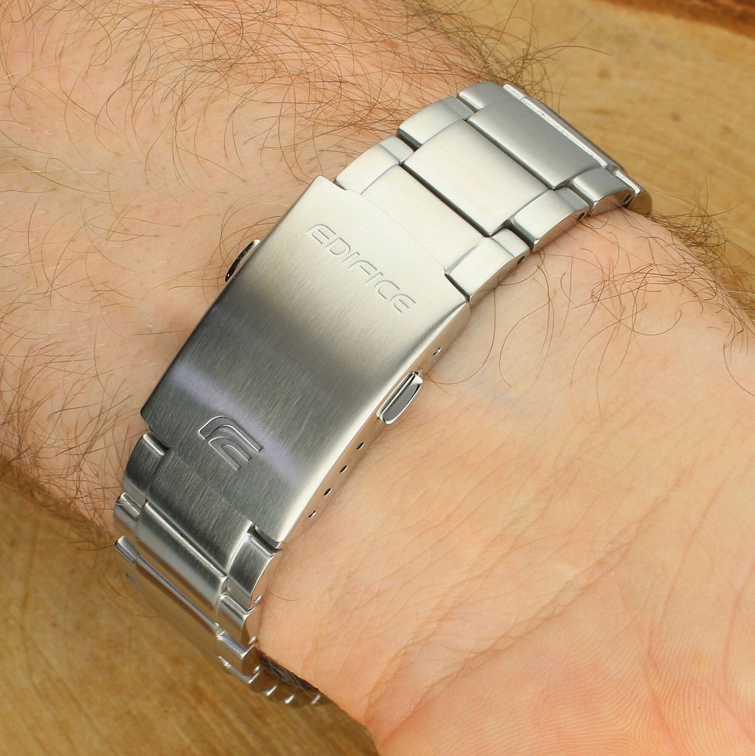 Zegarek Męski Casio Edifice Chronograph EFR-526D-1AVUEF – Czarna Tarcza, Stalowa Bransoleta.jpg