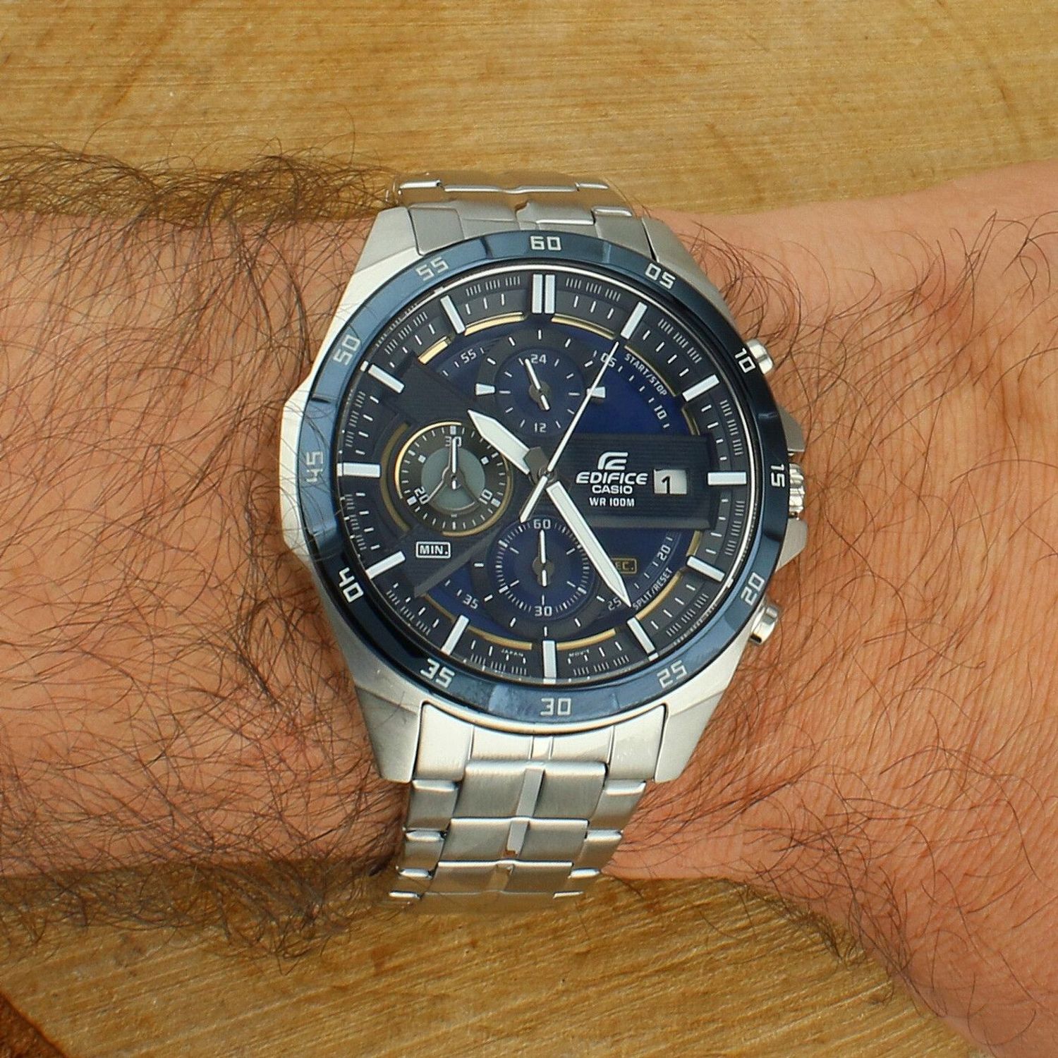 Casio Edifice EFR-556DB-2AVUEF – męski zegarek stalowy granatowy chronograf 100M (2).jpg
