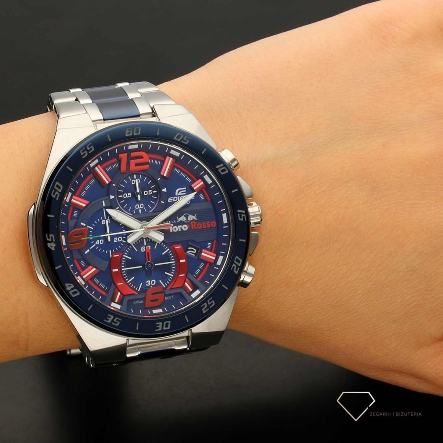 casio eqb 800 toro rosso