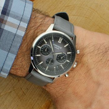 Casio Edifice EFR-575C-8AEF – Męski zegarek sportowo-nowoczesny (2).jpg