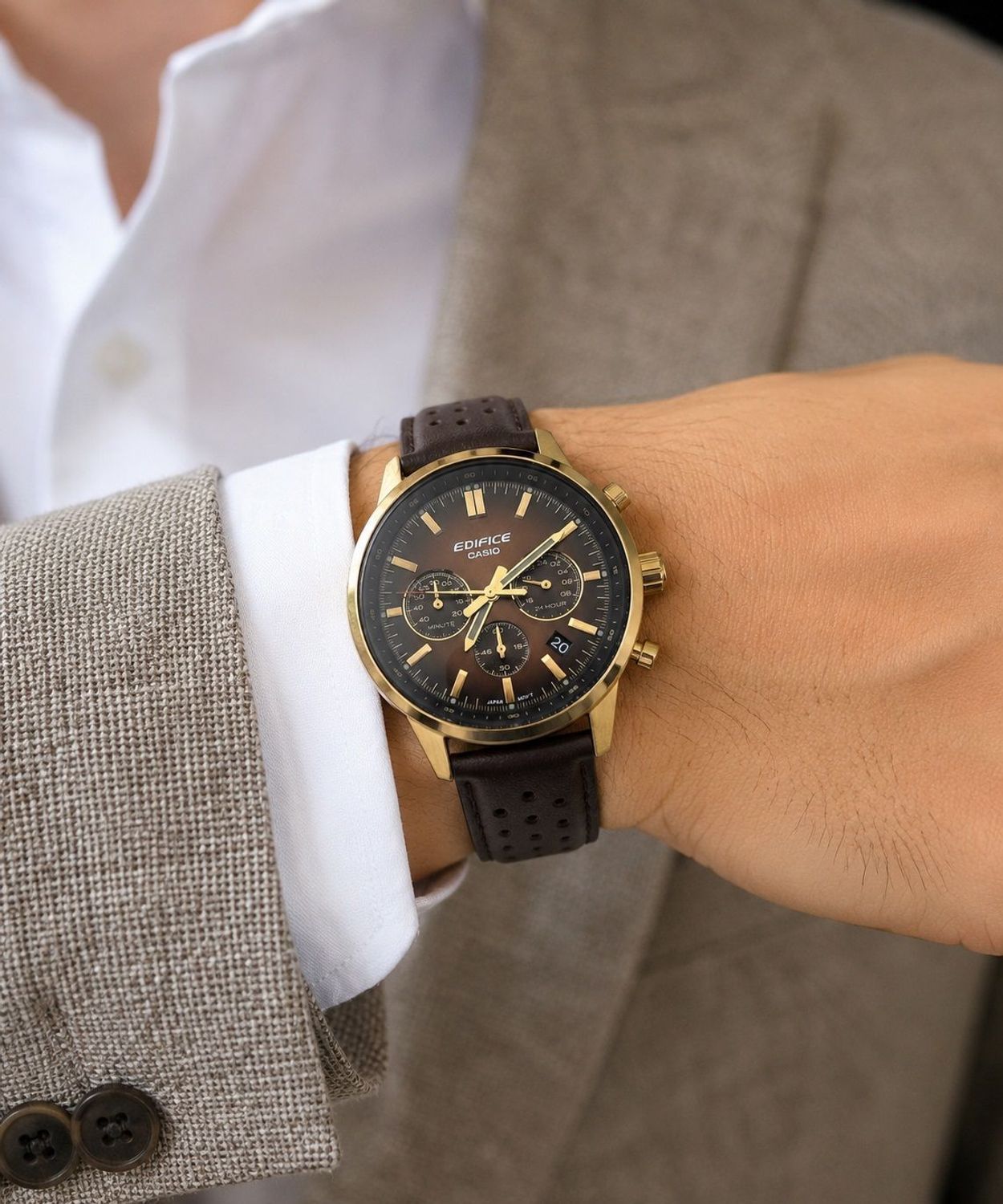 Zegarek Casio EDIFICE EFR-575CL-5AEF – złoty zegarek męski z chronografem brown.jpg
