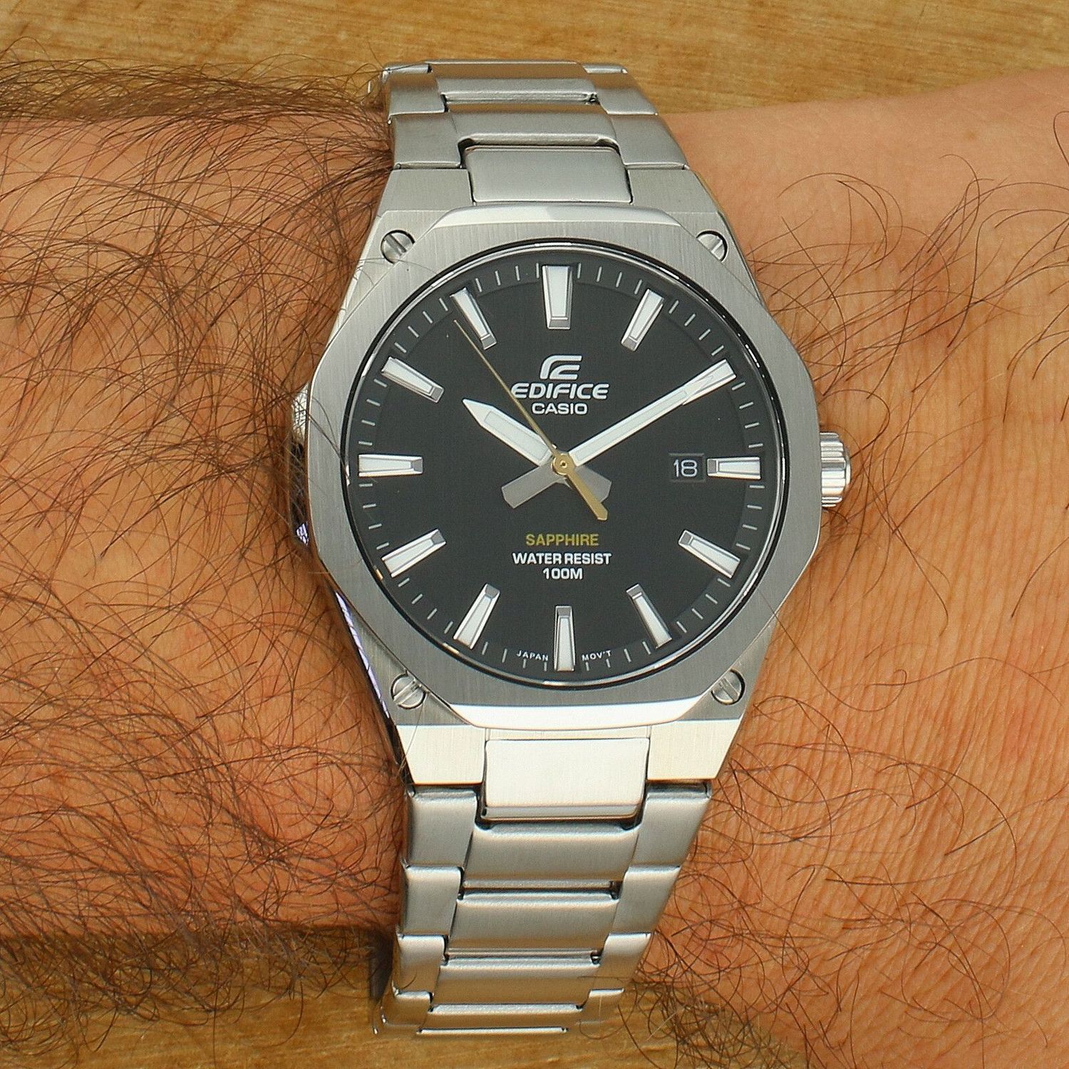 Zegarek męski Casio EDIFICE EFR-S108D-1AVUEF Szafirowe Szkło Stalowy 100Ms.jpg