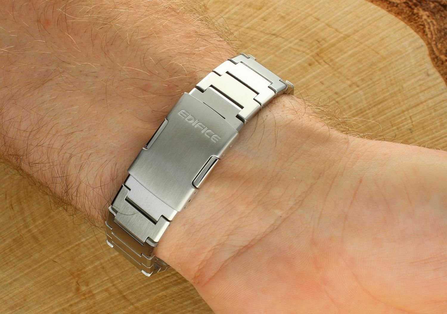 Zegarek Casio Edifice EFS-S650D-2AEF – Zegarek męski solarny z chronografem.jpg