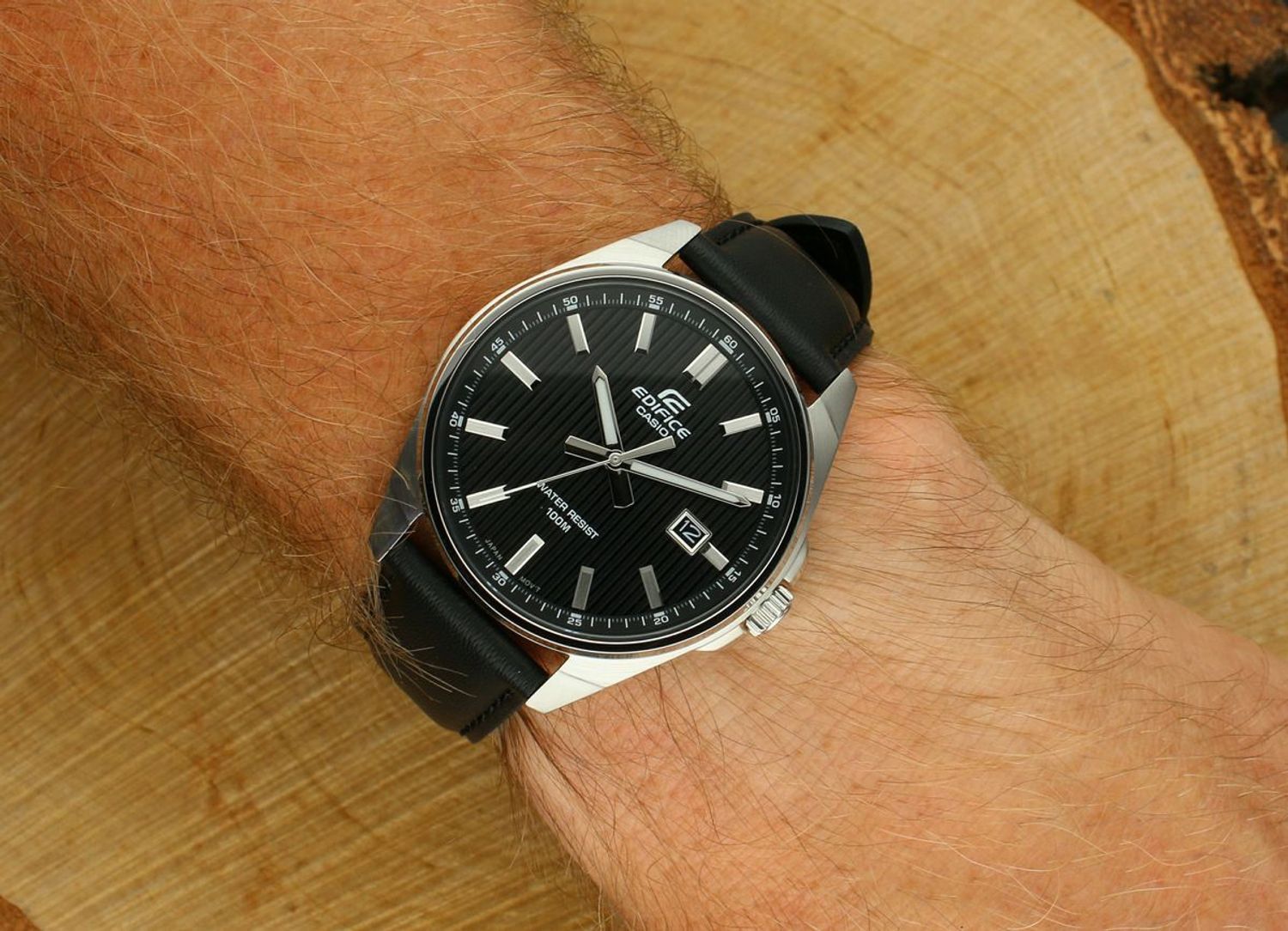 Zegarek męski Casio EDIFICE EFV-150L-1AVUEF – skóra, WR 100M.jpg