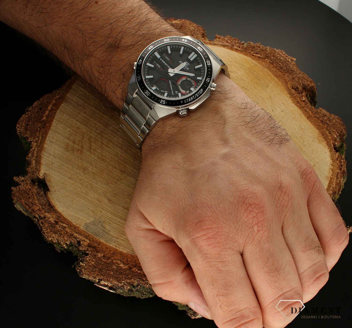 Zegarek męski Casio Edifice Chronograph Bransoleta EFV-C110D-1A4VEF. Chronograf to sportowy dodatek w analogowym zegarku umożliwiający dokładne pomiary czasu z dużą dokładnością. EDIFICE EFV-C110D-2AVEF p.jpg