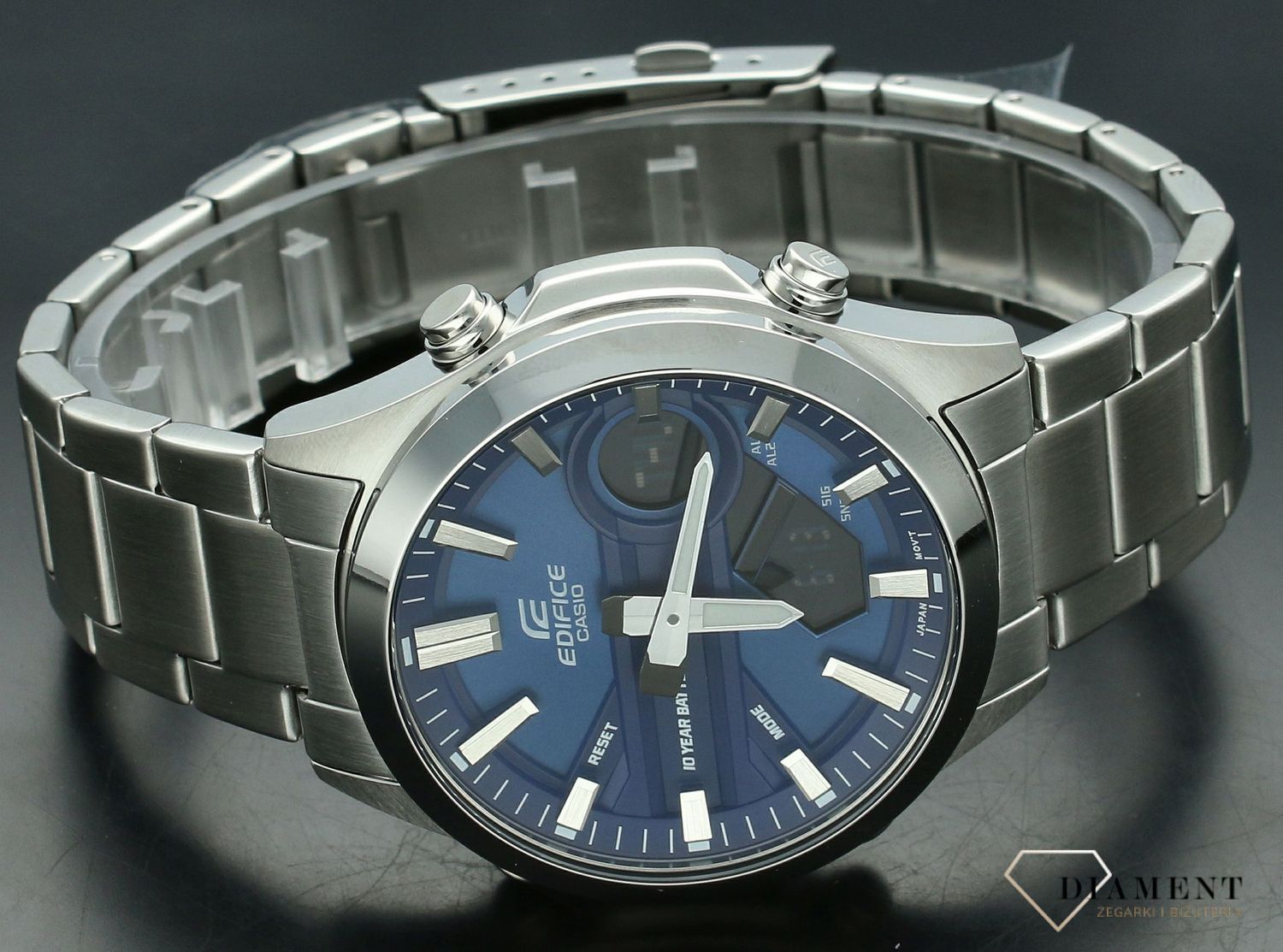 Zegarek męski Casio Edifice Chronograph EFV-C120D-2AEF. Męski zegarek Casio na bransolecie. Zegarek sportowy Casio Ediffice na bransolecie. Zegarek męski Casio z chronografem. Zegarek męski Casio Ediffice na prezent..jpg