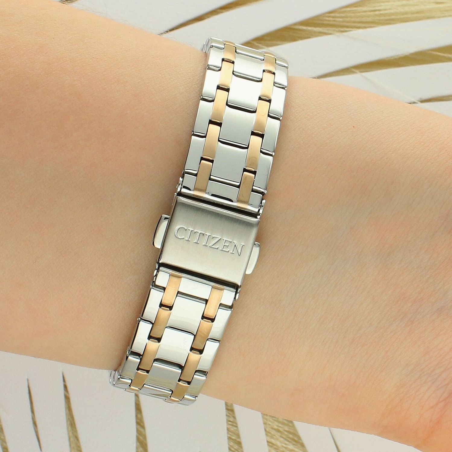 Citizen EM0416-78A Elegance Eco-Drive – damski zegarek solarny biały, stal dwukolorowa damski zegarek.jpg