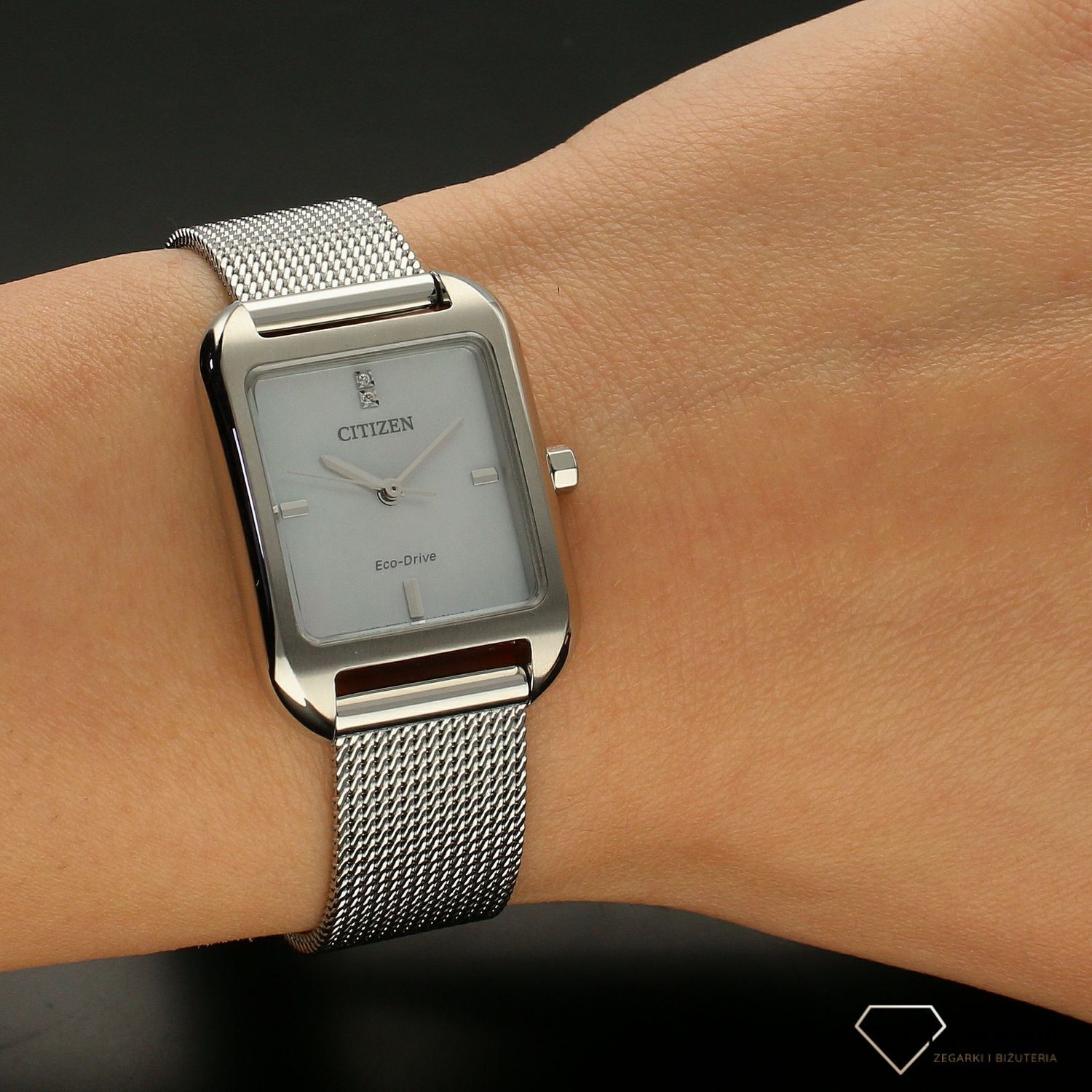 Zegarek damski na bransolecie Citizen EM0491-81D (1).jpg