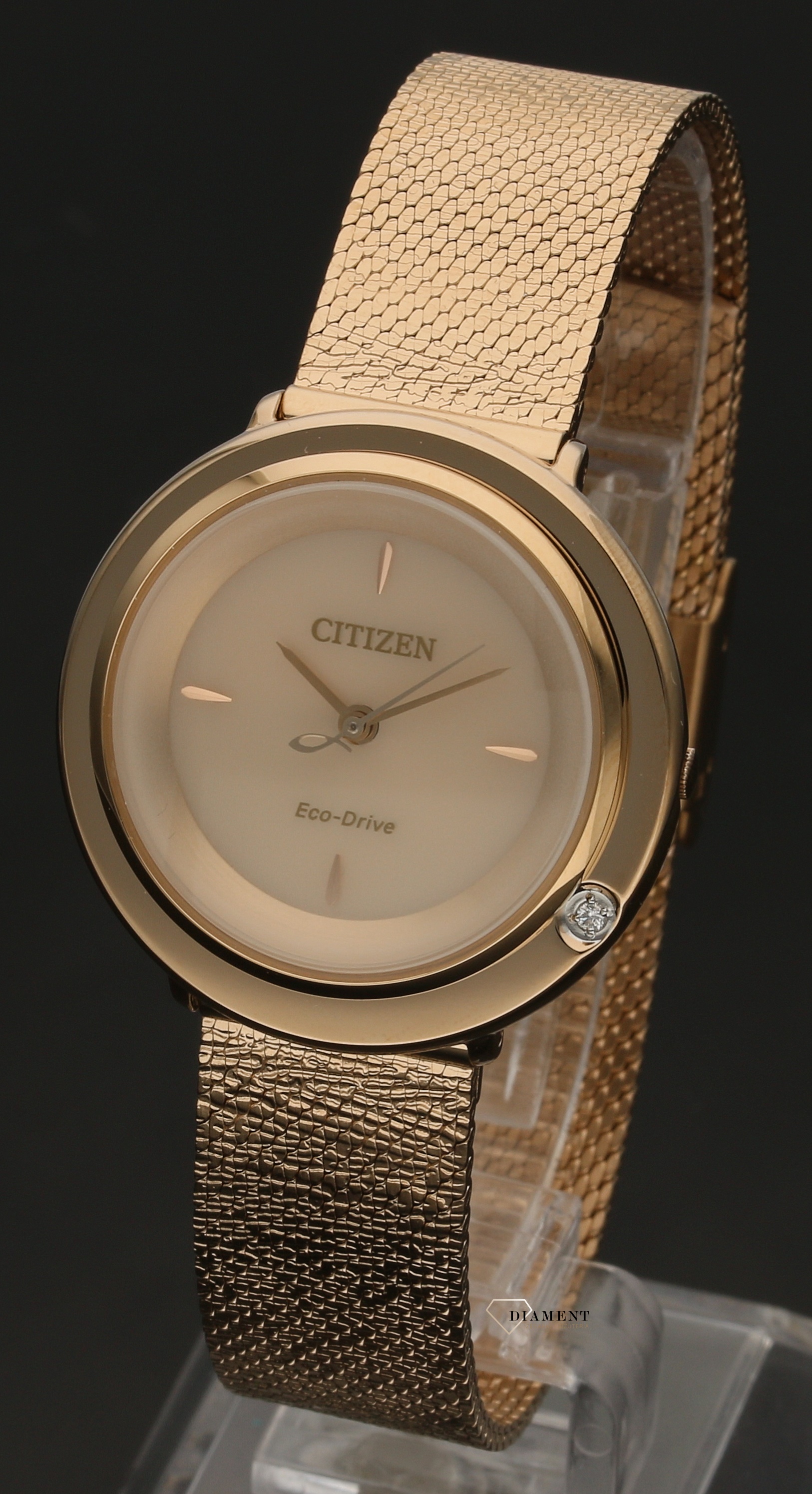 Citizen-Ambiluna-EM0643-84X.jpg