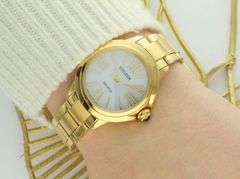 Citizen – damski zegarek Eco-Drive, stal złota, szafirowe szkło (2).jpg